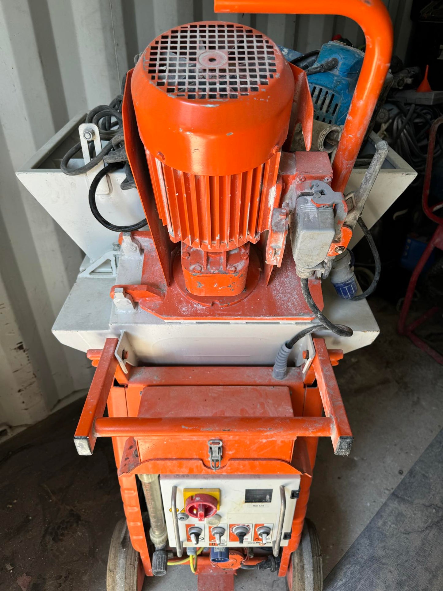 Ritmo L plus 2019 + Greedy Hopper